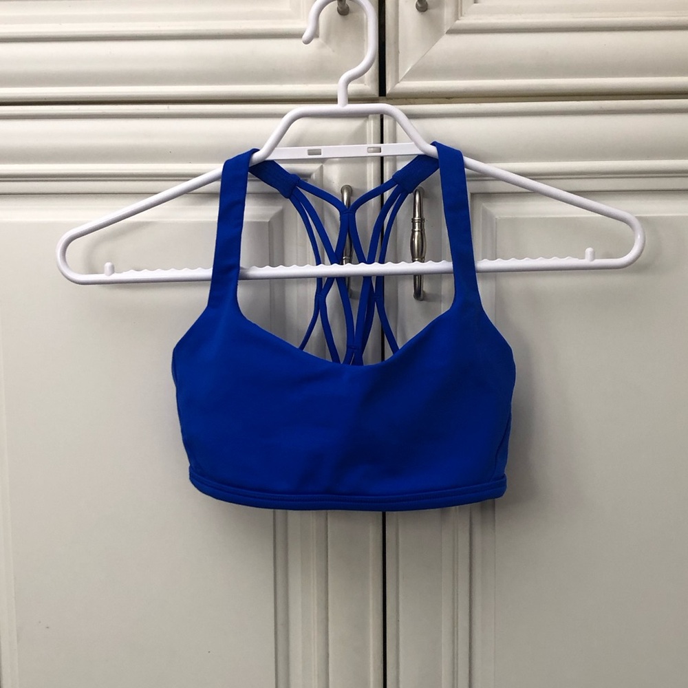 EUC Lululemon Athletica women’s sports bra 🍋